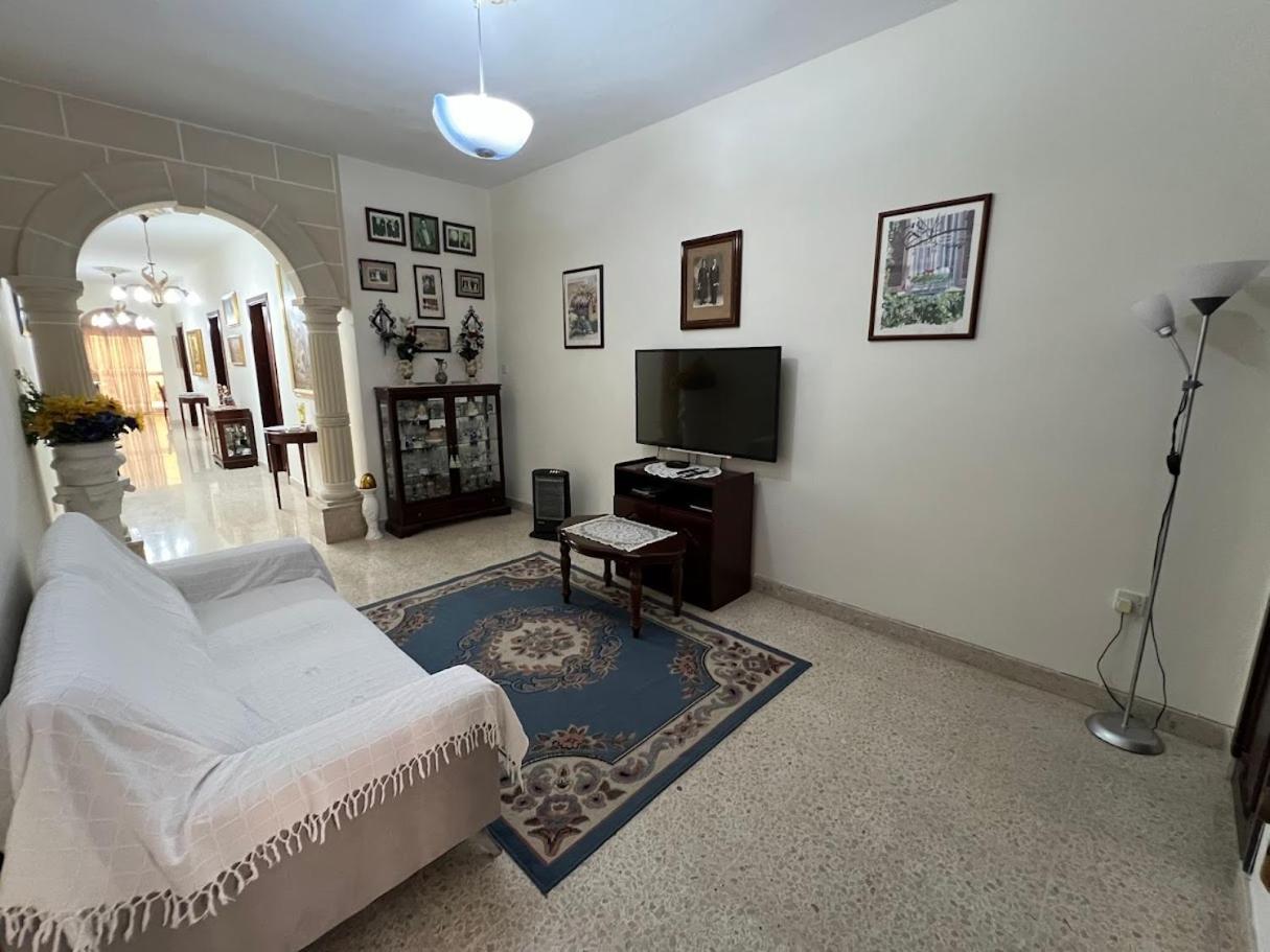 Apartment Lourdes House San Gwann
